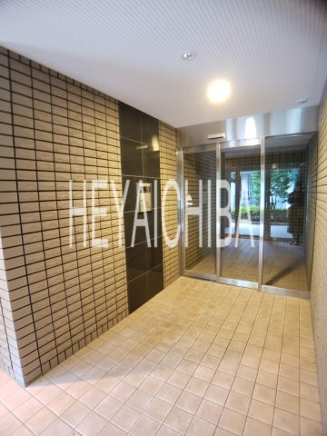 クレール根岸のロビー