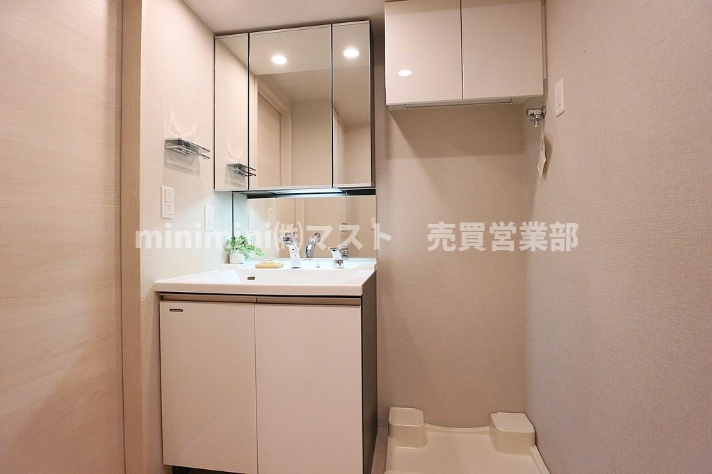 ラシュレ天満橋の独立洗面台