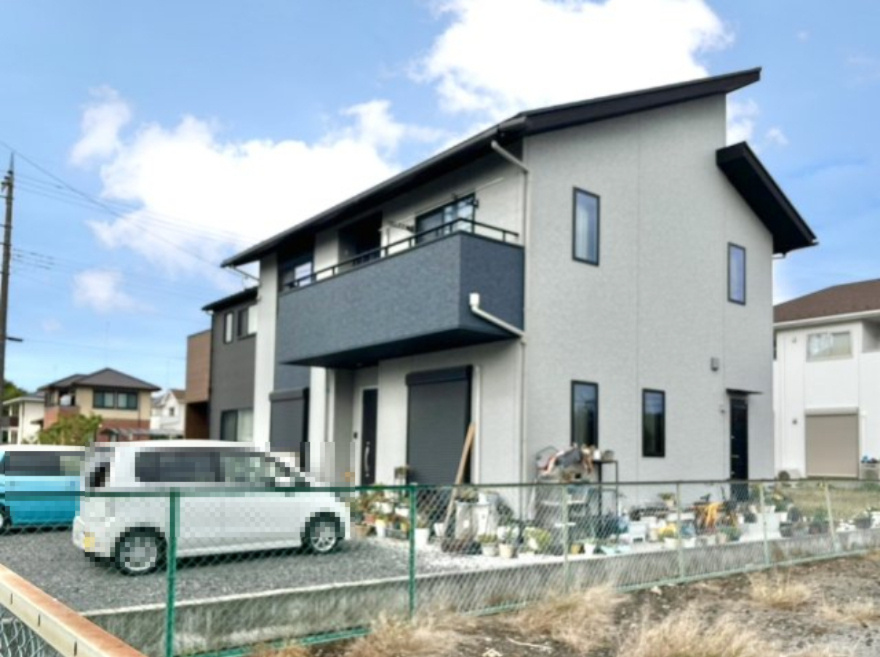 【中古戸建】邑楽郡大泉大字吉田の外観|■外観｜親戚や友人を何度でも招きたくなってしまうようなお家です( ＾＾ )