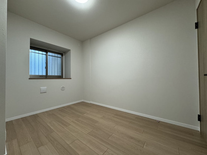 【洋室】スターアーク呉中央爽風邸 