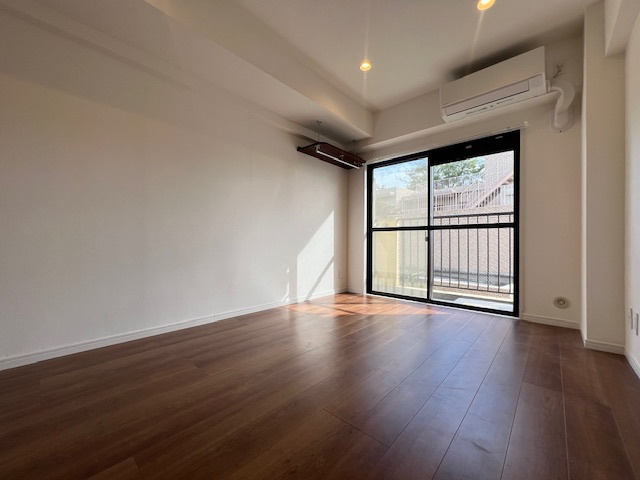 ライオンズマンション太子堂第２　リノベーション　浴室乾燥　南向き　の居間・リビング