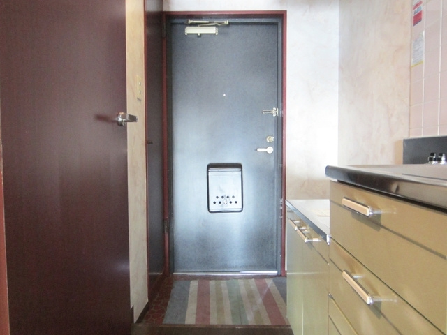 王子北ウイングの玄関|収納付きの玄関でスッキリ使えます