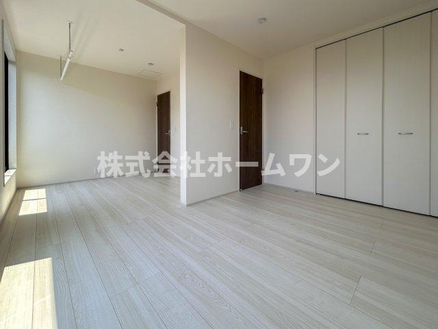 昭島緑町第六　新築戸建の洋室|ゆったりした洋室です