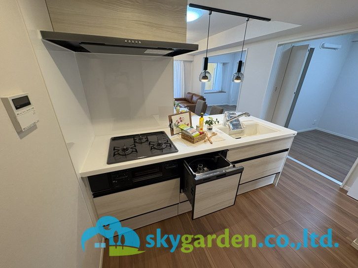 ココタウンヒルトップマリーナのキッチン|食洗器付きの使いがっての良いキッチン