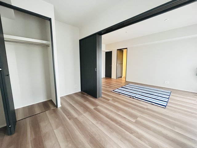 中頭郡北谷町北谷２丁目の中古マンションの洋室