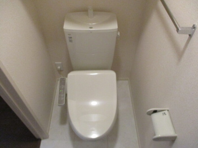 【トイレ】 | エスポワール | トイレ 温水洗浄暖房便座