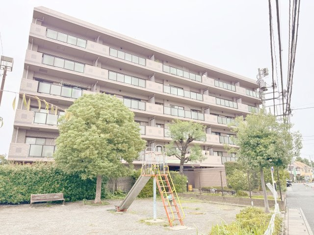 レクセルガーデン谷塚の外観