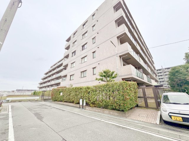 レクセルガーデン谷塚の外観