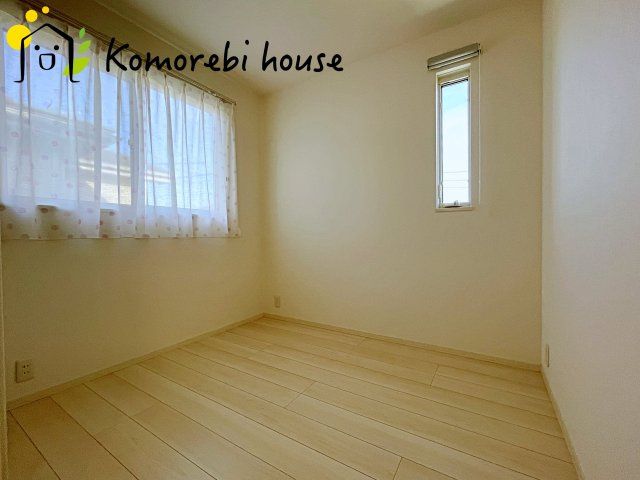 鴻巣市榎戸1丁目　中古一戸建ての洋室|落ち着いた色調の洋室です