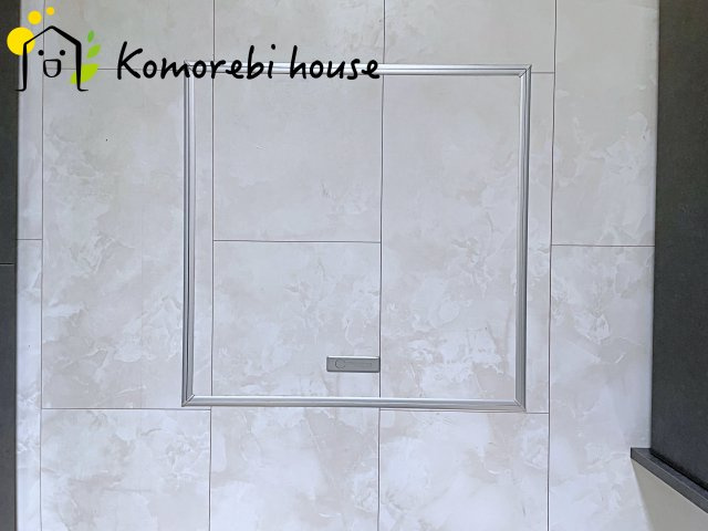 鴻巣市榎戸1丁目　中古一戸建ての内装|明るい色調の室内です