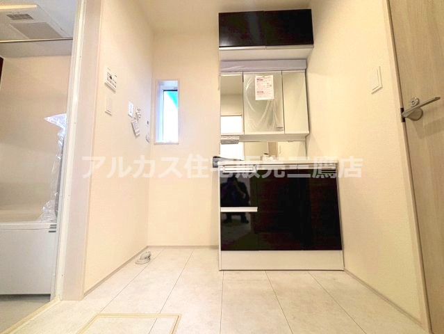 調布市深大寺東町６丁目 京王線 調布駅  新築戸建の浴室