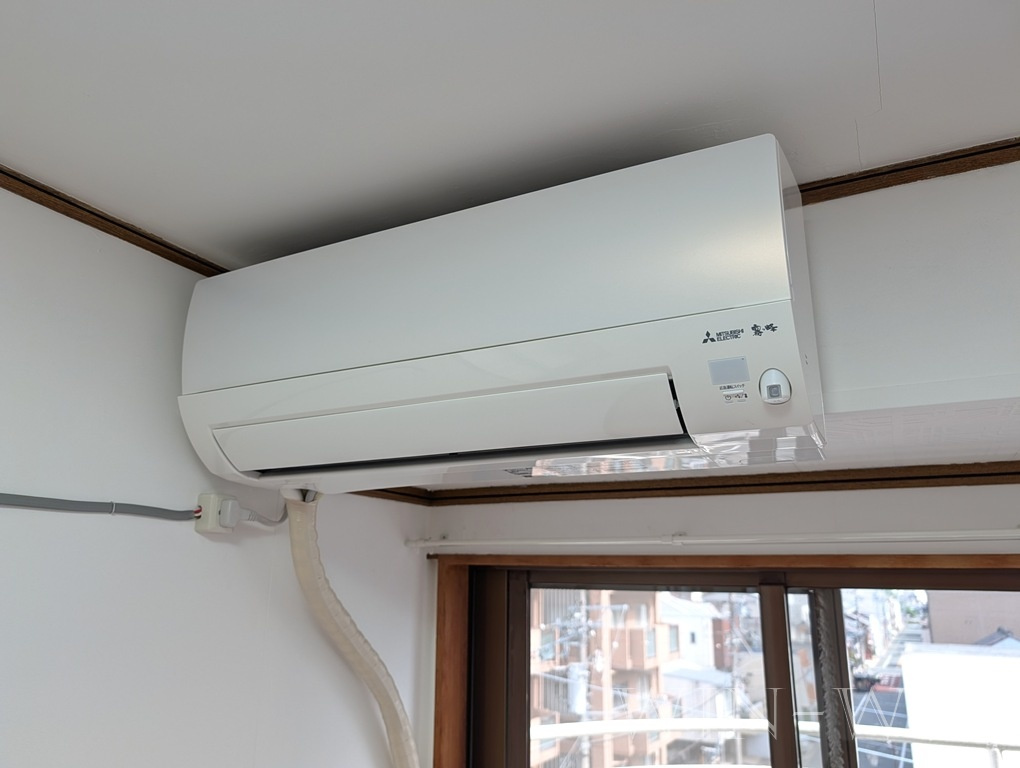 アルプスビルの設備