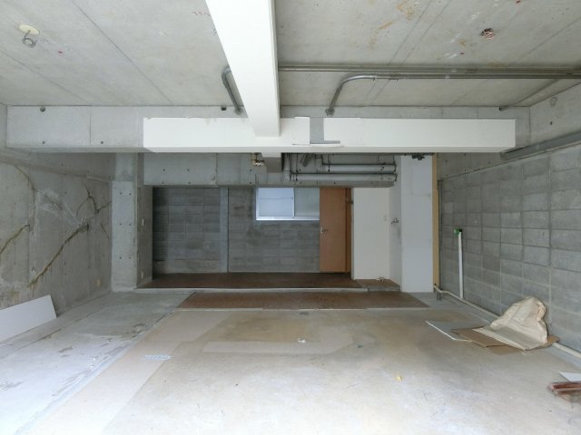 シティハイツ須磨１階店舗の内装