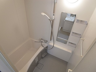 【浴室】 | KUSABAマンション | 入替済みの綺麗なバスルーム