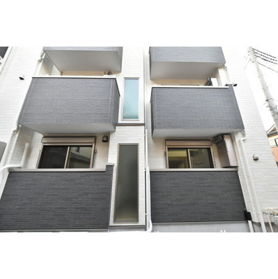 【バルコニー】 | ブランノワール船橋 | 外からの目が気にならないバルコニーで洗濯物が干せます