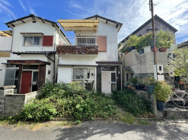西長戸町土地2の外観|古家付きです。