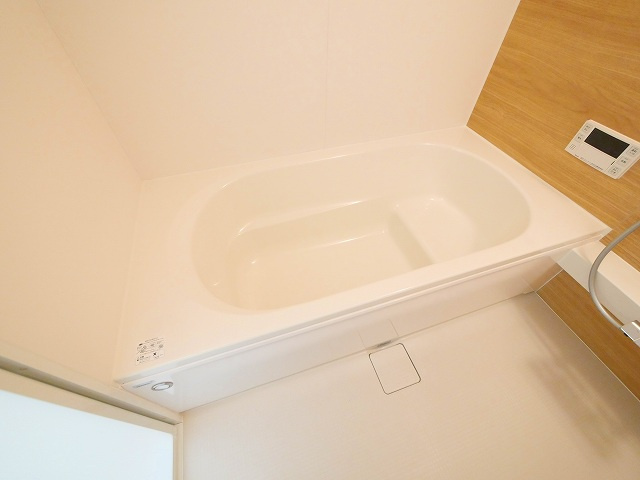 リジェールイーストの浴室|日々の疲れを癒すお風呂付です