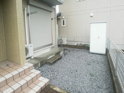 【庭】 | シャテーニュ Ｃ | 専用庭