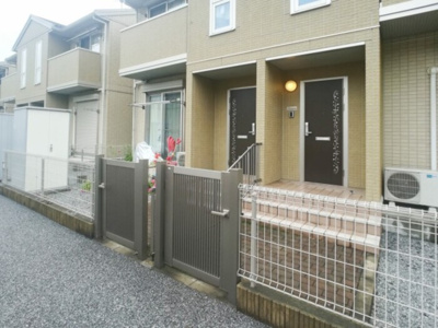 【エントランス】 | シャテーニュ Ｃ | エントランス