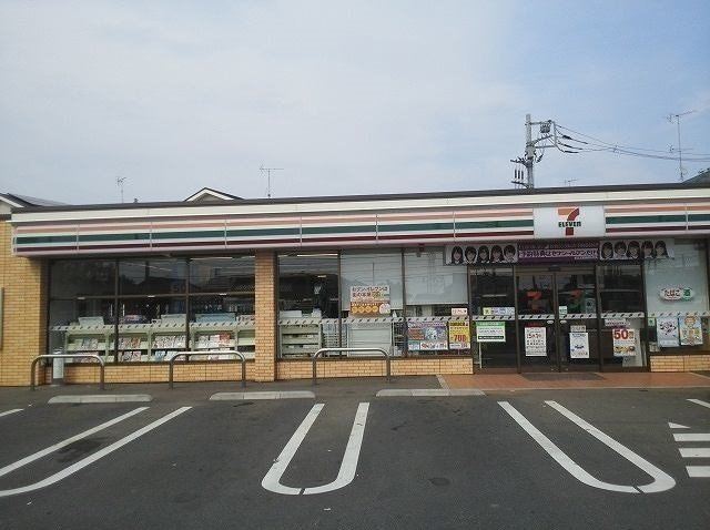 コラットの周辺|セブン・イレブン北流山店まで400m