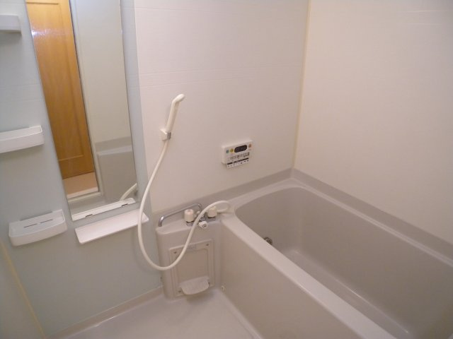 サワーパルシェの浴室