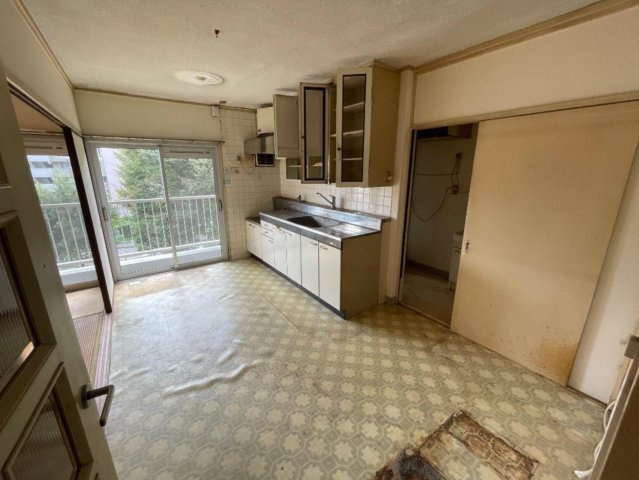 グリーンハイツ牧の原　壱号棟の居間・リビング