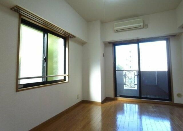 日神パレステージ音羽の居間・リビング