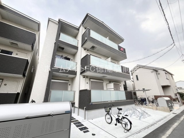 東大阪市三島２丁目のアパート