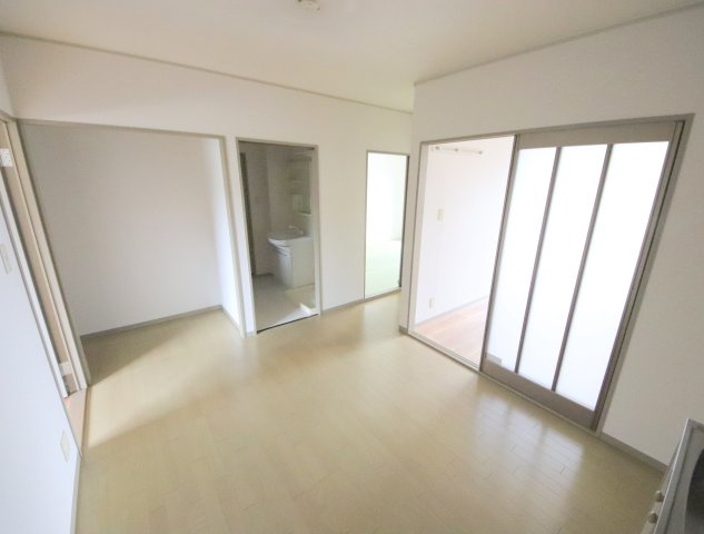 ルマン南生駒の洋室