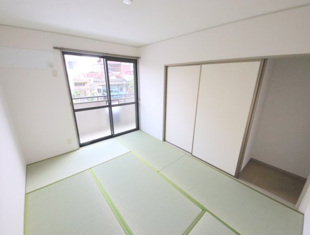 ルマン南生駒の和室