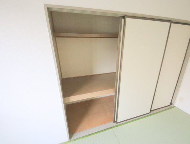 ルマン南生駒の収納