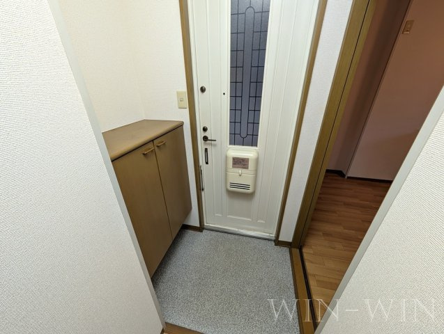 ユトリロ西幸 Aの玄関