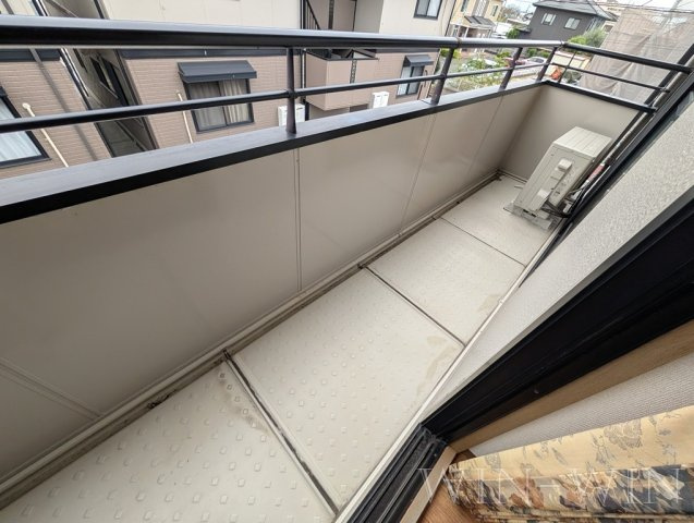 ユトリロ西幸 Aのバルコニー