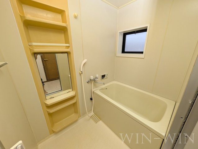 ユトリロ西幸 Aの浴室