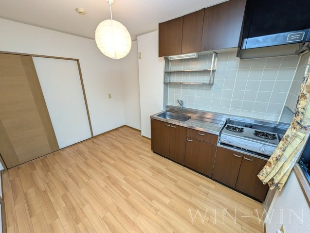 ユトリロ西幸 Aのキッチン