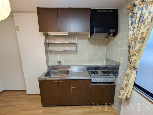 ユトリロ西幸 Aのキッチン