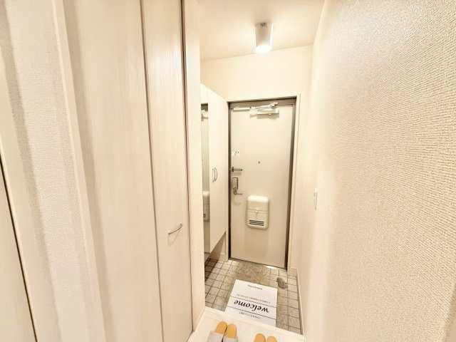 ロイヤルガーデン クワトロ　I棟の玄関