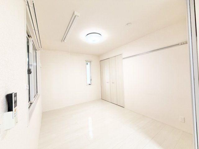 ロイヤルガーデン クワトロ　I棟の収納