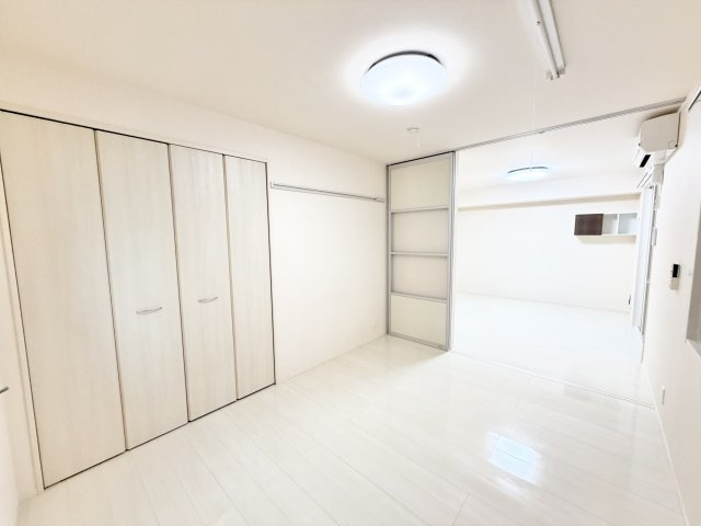 ロイヤルガーデン クワトロ　I棟の浴室