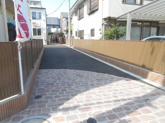 ヴィラパーチ小平のエントランス