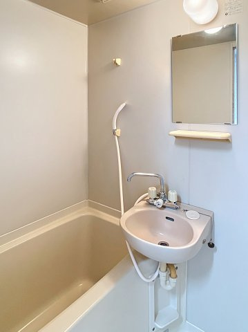 セジュールまえたの浴室