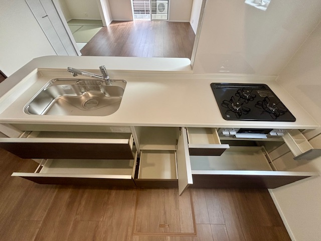 大牟田市歴木　1号棟のキッチン