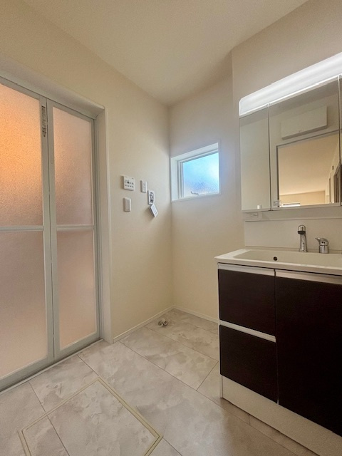 大牟田市歴木　1号棟の洗面所