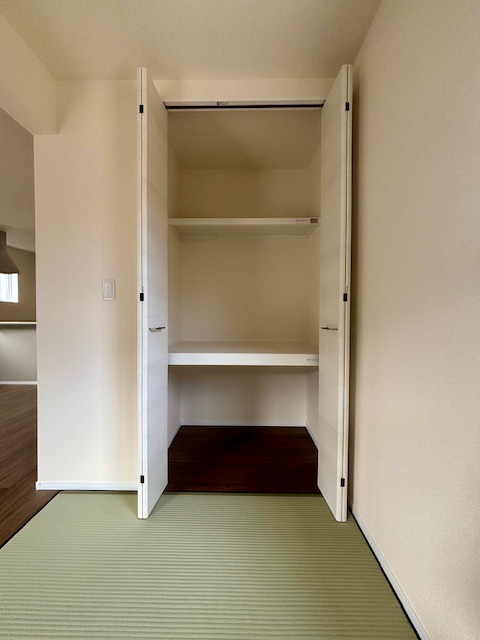 大牟田市歴木　1号棟の収納