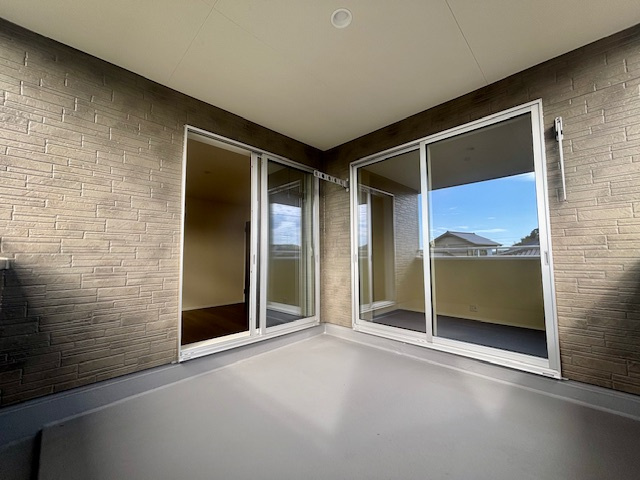 大牟田市歴木　1号棟のバルコニー