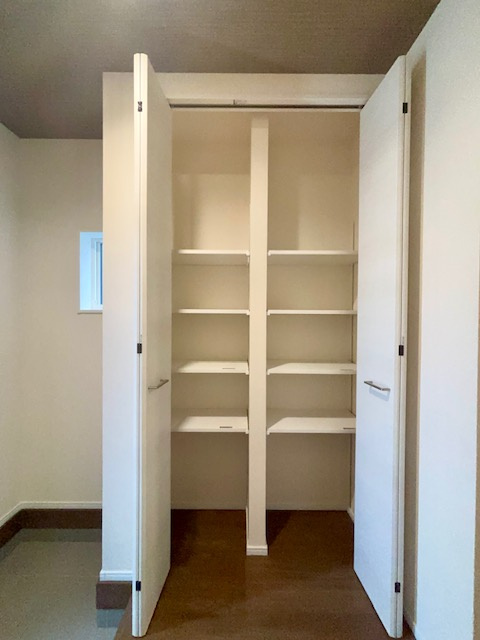 大牟田市歴木　1号棟の収納