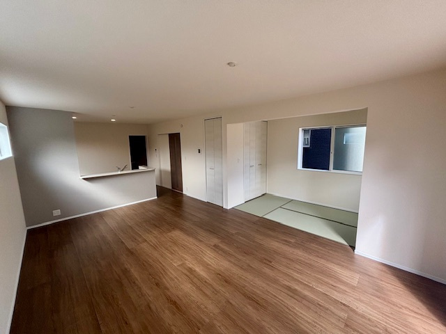 大牟田市歴木　1号棟の居間・リビング