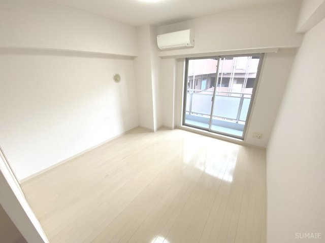 オーキッドレジデンス浦和の洋室|明るい洋室☆彡