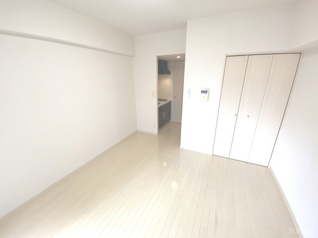 オーキッドレジデンス浦和の寝室|洋室別角度！