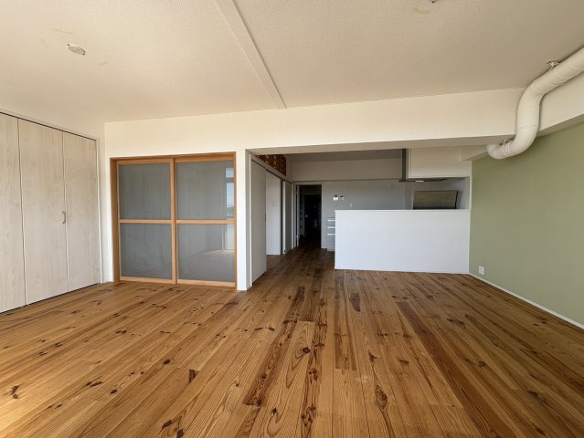 ニュー千早団地二棟の居間・リビング|ゆったり過ごせるリビングです